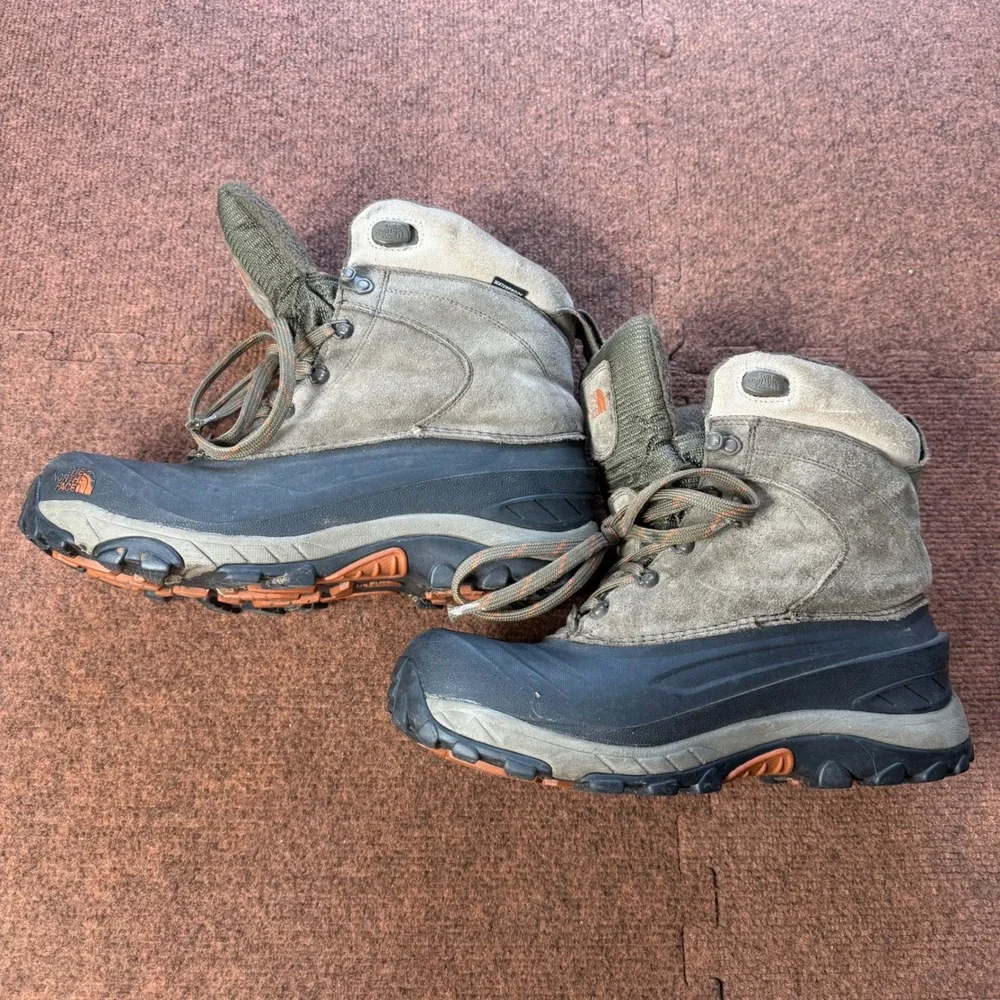 The North Face Men Chilkat III Waterproof Heatseeker Winter Boots Brown NF0A39V6
